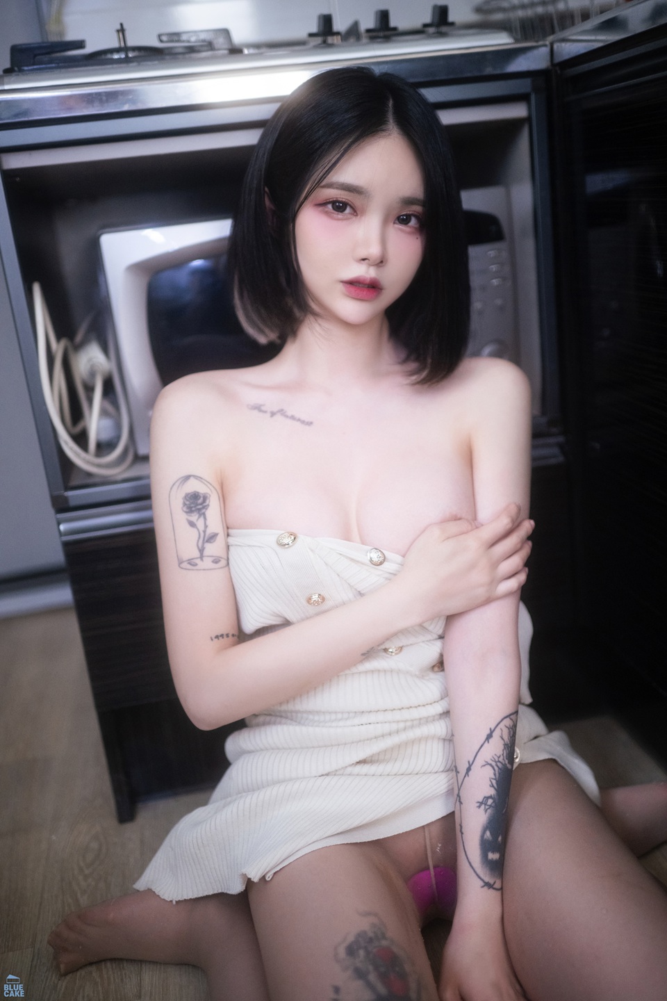 韩模写真 [BLUECAKE] Hikari Vol.05 - Vol.07 Outdoor SM NUDE