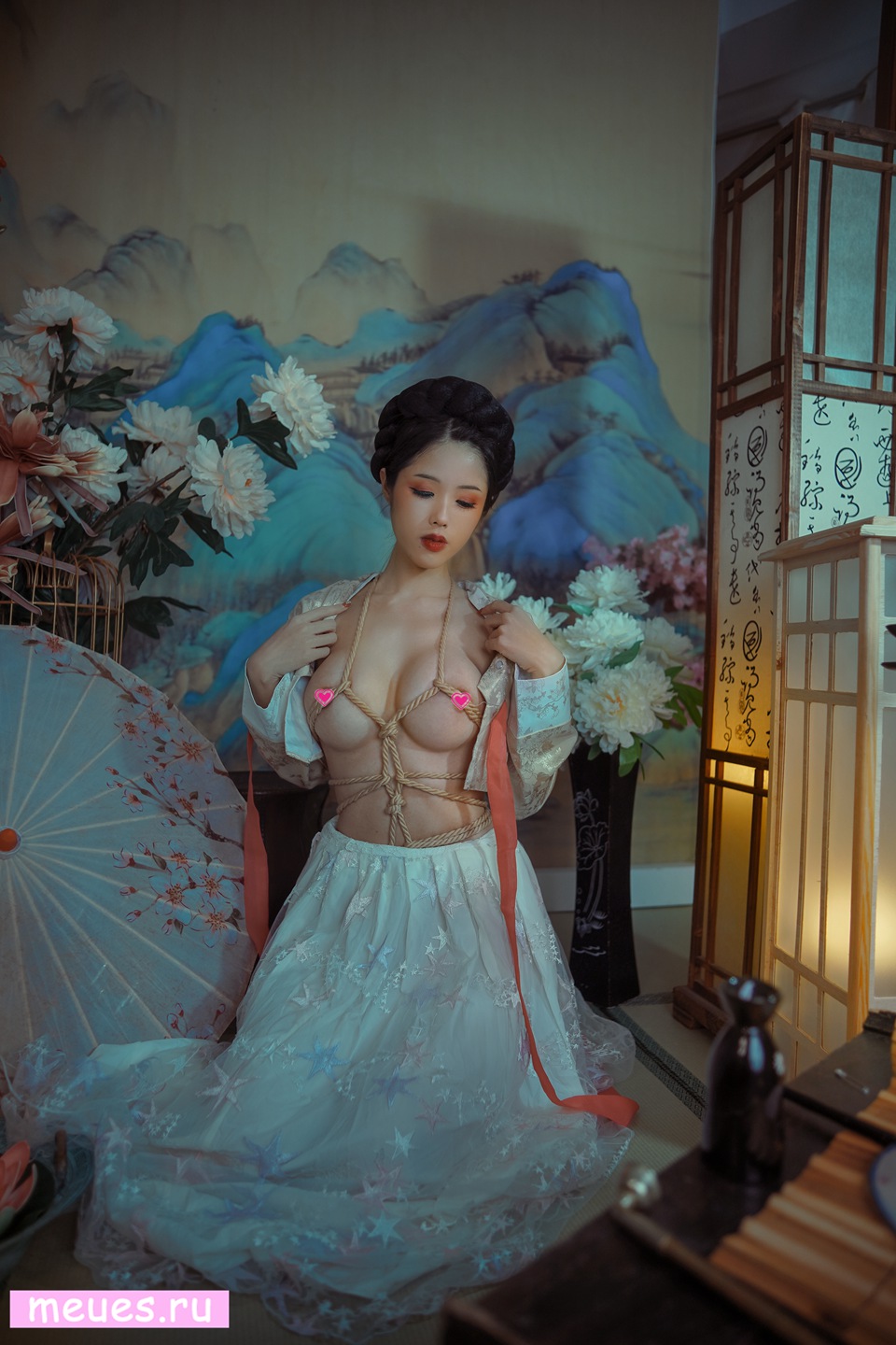 极品韩国网红-钛合金TiTi-霜花店主题大尺度写真