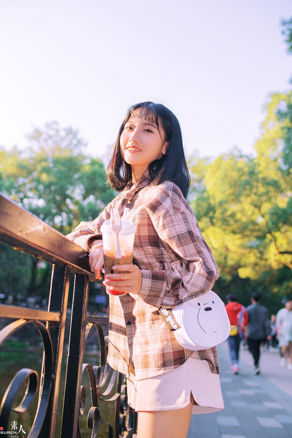 素人渔夫摄影作品合集，都是清纯又性感的大美女，推特收集