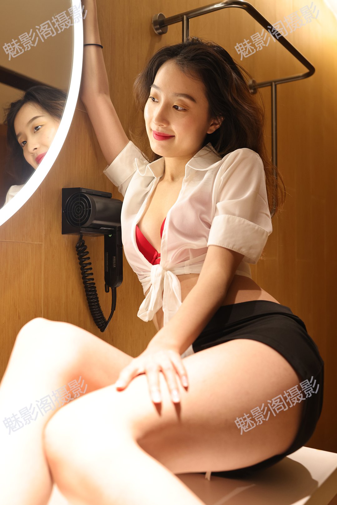国模级素人小姐姐酒店私拍写真|超大尺度艺术套图展现自然之美|高清私密氛围感大片