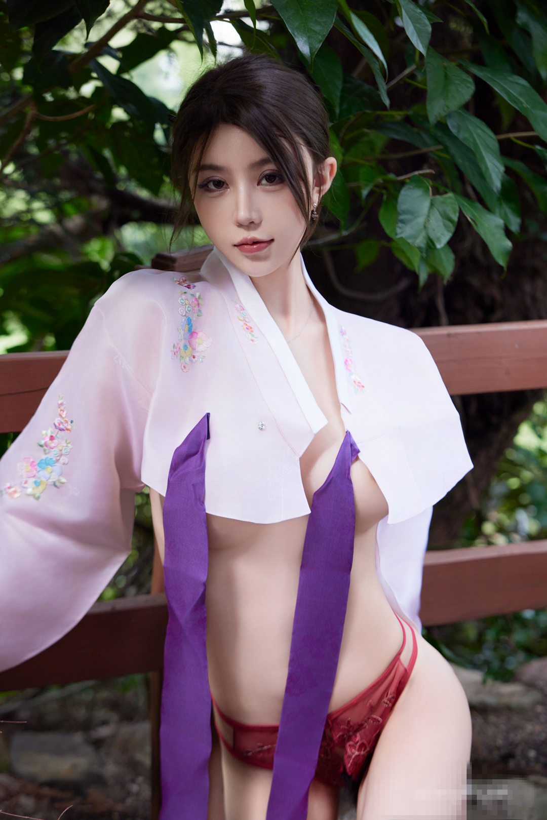 秀人网甜仔旅拍写真:大长今服饰性感演绎,若隐若现诱惑无水印原图