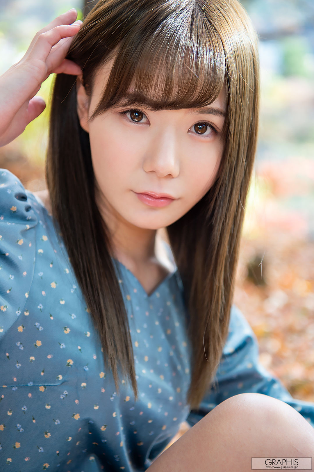 SAKAMICHI Miru 坂道みる Precious Time 秋日山林落叶外景碎花长裙清新人像写真